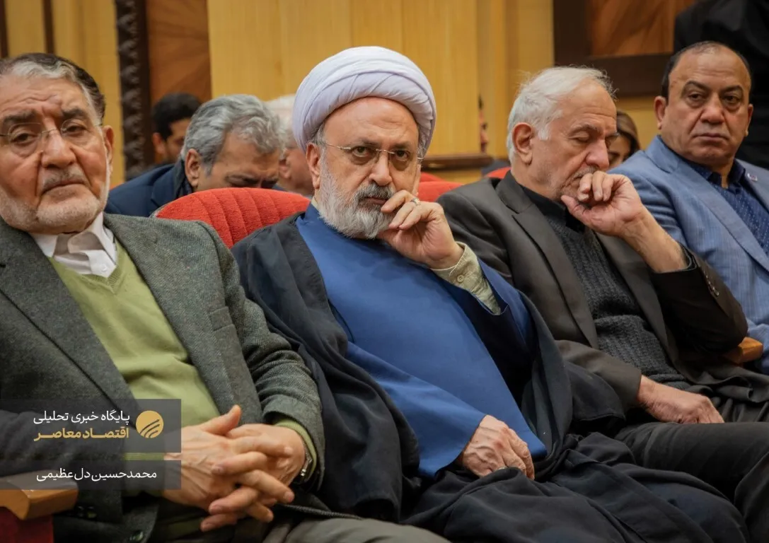 مراسم یادبود زنده‌یاد «سید علاءالدین میرمحمدصادقی» بازرگان و کارآفرین برجسته، ظهر امروز یکشنبه ۹ دی ماه ۱۴۰۳ با حضور مقامات سیاسی و اقتصادی در محل اتاق بازرگانی استان تهران برگزار شد.