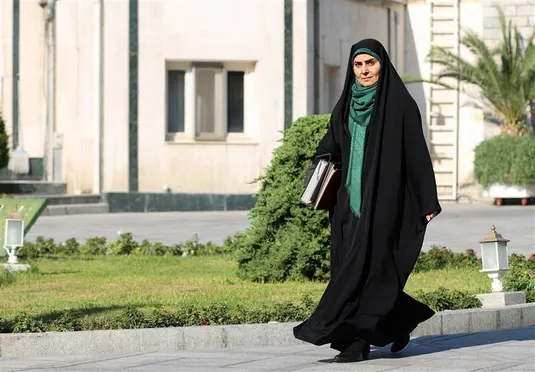 رفتارهای متناقض صادق در سیاست&zwnj;های مسکنی؛ از ادعای صداقت تا آمارسازی