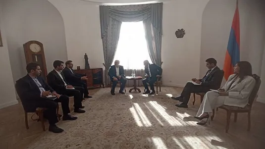 دیدار معاون رئیس&zwnj;جمهور و رئیس سازمان برنامه و بودجه کشور با معاون نخست&zwnj;وزیر ارمنستان