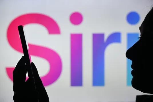 اپل از Siri AI رونمایی کرد؛ جهشی بزرگ به سمت یک دستیار هوش مصنوعی کامل