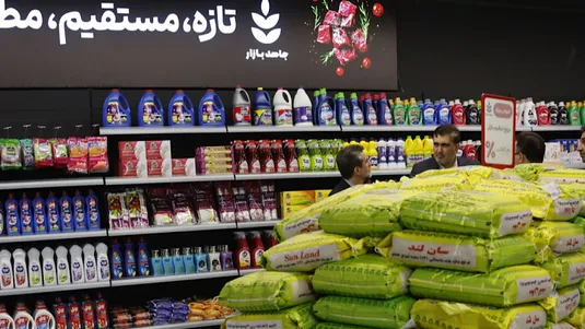 واردات ۱.۶ میلیون تُن کالای اساسی از مناطق آزاد از ابتدای جنگ تاکنون