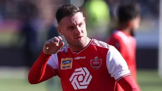 بازیکن اسبق پرسپولیس به اتهام حمل کوکائین به ۱۵ ماه حبس محکوم شد
