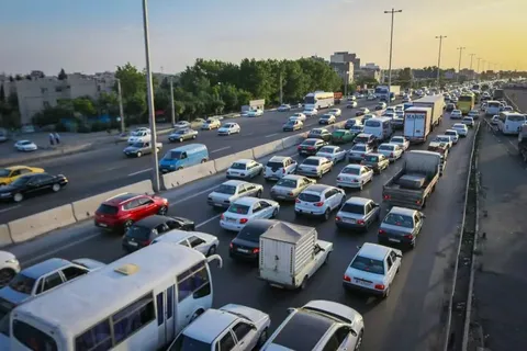 ترافیک سنگین در جاده چالوس و محور هراز