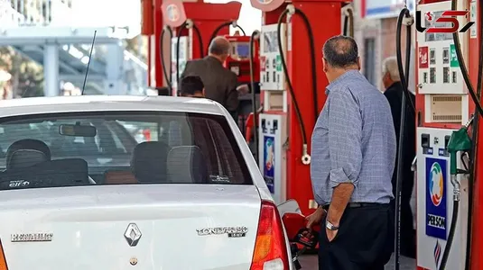 مطالبه بازنگری در ۲ ماده مصوبه بنزینی دولت؛ سهمیه&zwnj; ذخیره&zwnj;شده حفظ شود