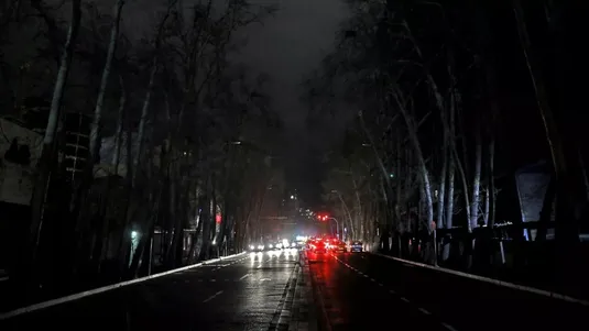 قطعی&zwnj;های بی&zwnj;برنامه برق در استان تهران و سرگردانی مردم