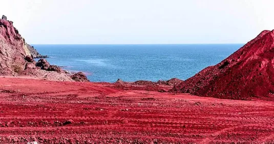 &laquo;هرمز&raquo; زیر یوغ رانت&zwnj;خواران در سایه بی&zwnj;تدبیری دولتمردان