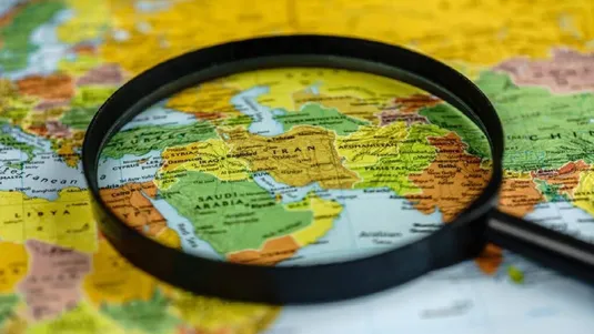 راهبرد ایران در برابر کریدور زنگزور؛ از شمال-جنوب تا خلیج فارس&ndash;دریای سیاه