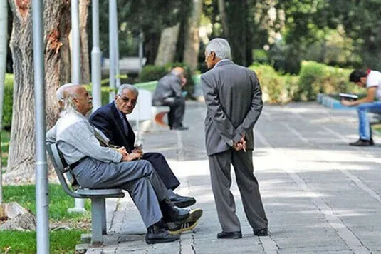 تکلیف دستگاه&zwnj;های اجرایی در ارائه خدمات رفاهی به بازنشستگان هم&zwnj;سطح با شاغلان