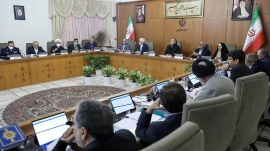تجهیز تمامی ادارات دولتی به پنل&zwnj;های خورشیدی