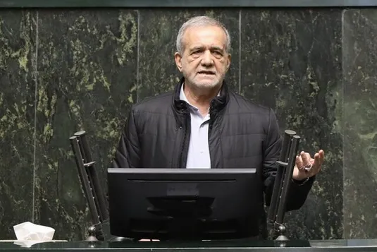 پزشکیان: مجلس کمک کند هزینه&zwnj;های بیخود و اضافی بودجه حذف شود