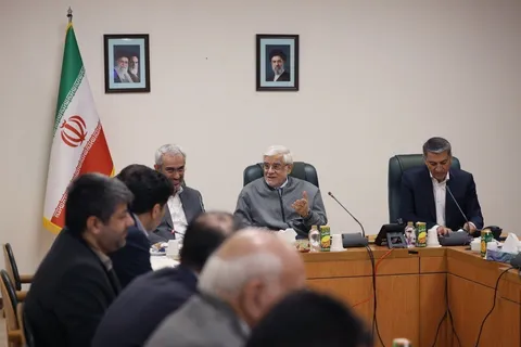 دستور عارف برای برخورد قاطع با گران‌فروشی و احتکار
