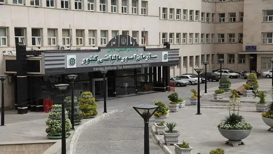 مبالغ پرداختی بابت بیمه عمر و زندگی از درآمد مشمول مالیات کسر می&zwnj;شود