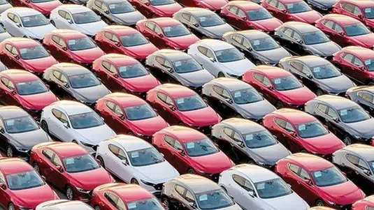 تنش&zwnj;های ژئوپلیتیک، بازار خودرو را به کدام سو می&zwnj;برد؟