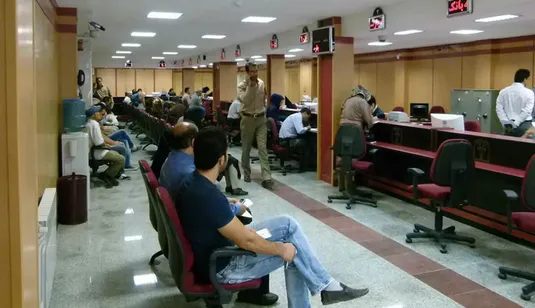 ادغام یا انحلال بانک&zwnj;های ناتراز در دستور کار بانک مرکزی قرار گرفت