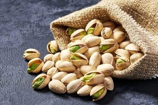 صادرات ۱۲۰ میلیون یورو پسته ایران به اروپا در سال ۲۰۲۵