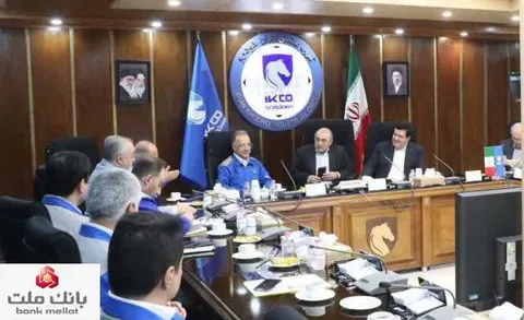 دیدار مدیرعامل بانك ملت با مدیران ۱۰ مجموعه بزرگ تولیدی و صنعتی كشور با هدف حمایت از تولید و اشتغال