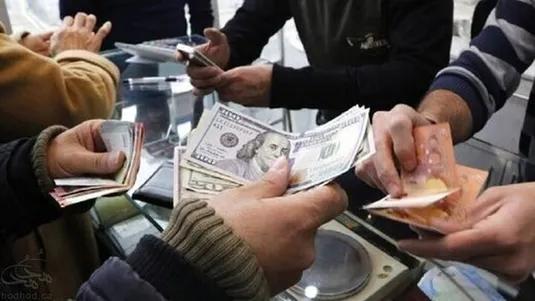 معاون بانک مرکزی: باید از سیاست&zwnj;های شوک&zwnj;درمانی پرهیز کنیم