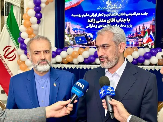 روایت وزیر اقتصاد از مذاکرات در روسیه/ مدنی&zwnj;زاده: گمرکات محل عبور می&zwnj;شوند نه توقف