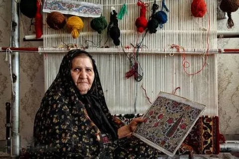قالیبافان یارانه ۷۰ درصدی بیمه اجتماعی دریافت می‌کنند