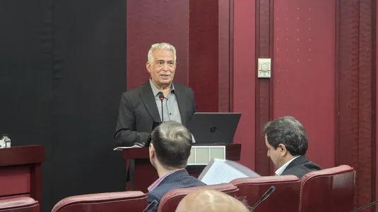 ابهام در مجوزها و قراردادها مانع سرمایه&zwnj;گذاری معدنی است