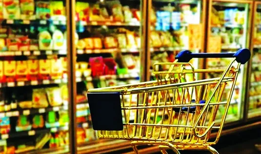 تأمین کالا&zwnj;های اساسی در استان&zwnj;های مسافر پذیر وجود دارد