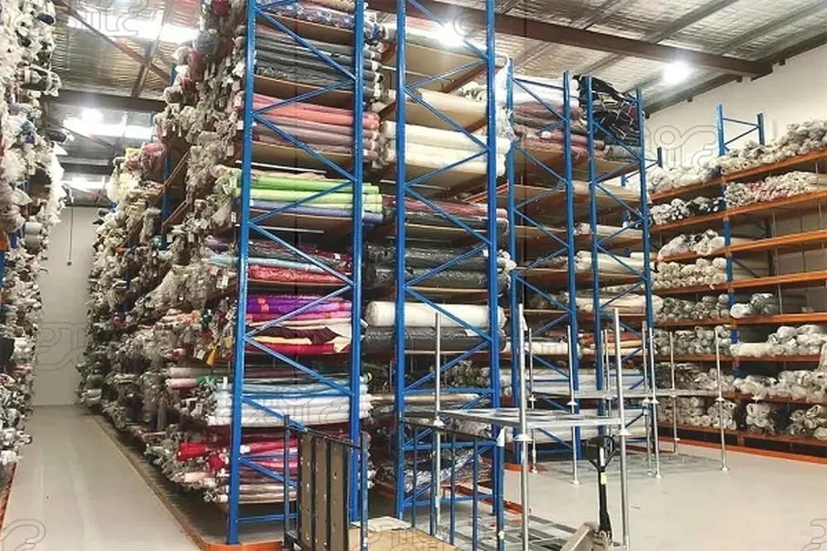 ممنوعیت ترخیص ۹۰ درصدی پارچه از گمرکات