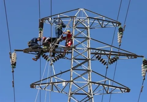 راه‌اندازی ۵۵ اکیپ واکنش سریع برای پایداری برق پایتخت