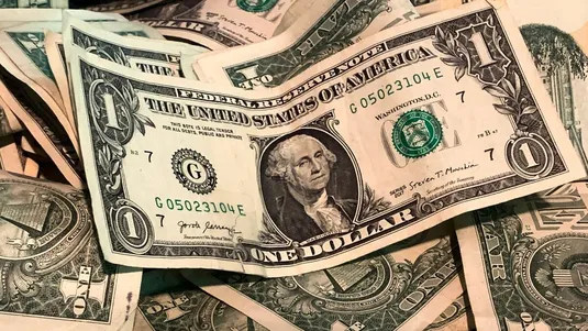 پیش بینی قیمت دلار دوشنبه ۲۰ بهمن ۱۴۰۴