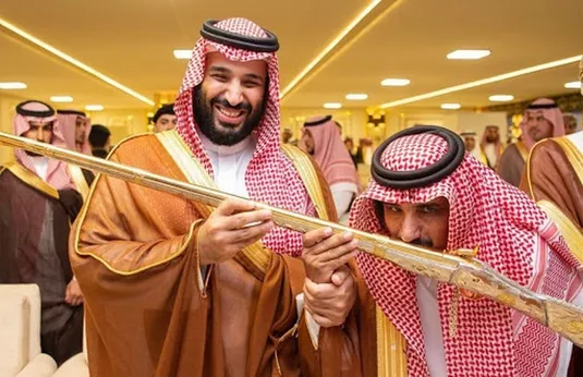 پولشویی&zwnj; در صندوق ثروت ملی عربستان؛ دسیسه اقتصادی با نمایش سلبریتی&zwnj;ها