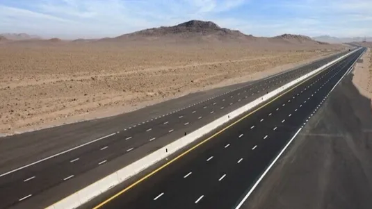 بهره&zwnj;برداری از ۱۵۰ کیلومتر پروژه بزرگراهی تا نوروز ۱۴۰۴