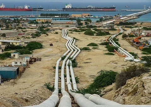 خارگ مرکز صادرات نفت کشور؛ وسعت میدان نفتی جزیره ۱۲۵ کیلومتر مربع