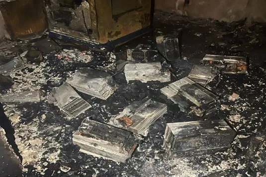 آتش&zwnj;سوزی در یک خانه به&zwnj;دلیل دستگاه&zwnj;های رمزارز غیرمجاز
