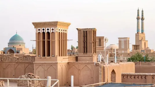 مسکن یزد؛ فرصتی برای زندگی در میان معماری&zwnj;های سنتی و بادگیرها