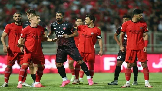 ترکیب احتمالی پرسپولیس مقابل تراکتور