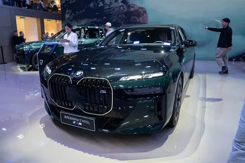 خودروسازان در چین دوباره قیمت‌ها را کاهش دادند