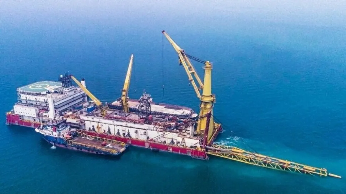 تحویل پالایشگاه سیزدهم پارس جنوبی تا پیش از فصل سرد