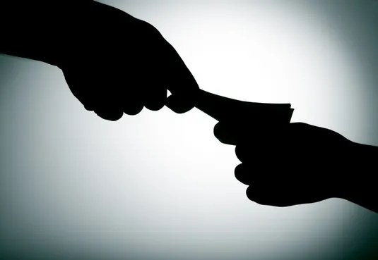 محکومیت ۳۰۰ میلیاردی توقیف اموال با وجود عدم اثبات رشوه