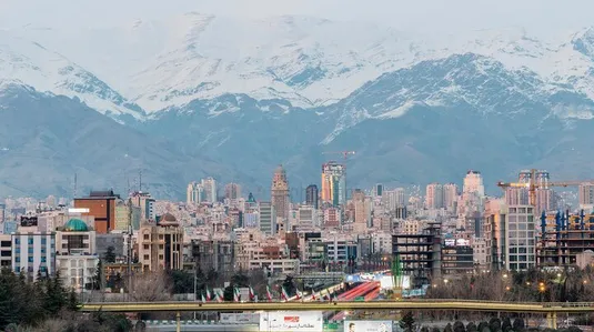 افزایش ۱۵ درصدی قیمت ملک به دلیل بنگاه&zwnj;داری بانک&zwnj;ها