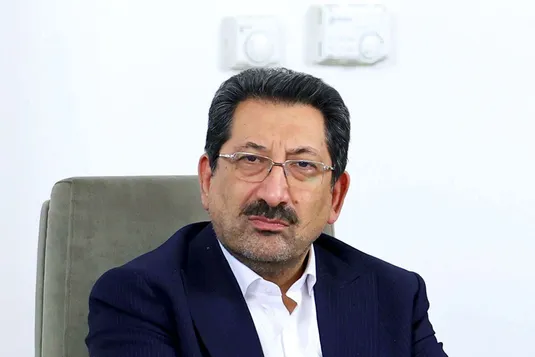 وزیر صمت: سهام خودروسازان واگذار می&zwnj;شود