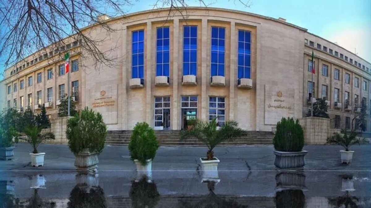 اصلاحات بودجه‌ و اصلاح نظام بانکی به عنوان اولویت‌های مدنی‌زاده مثبت ارزیابی می‌شود