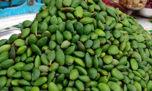 عرضه گرمی چغاله بادام گران&zwnj;تر از گوشت/ نوبرانه&zwnj;ها چطور لاکچری می&zwnj;شود؟