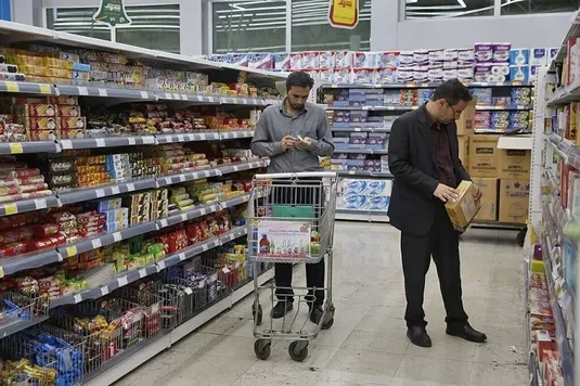 آرامش در سبد شب عید؛ اهتمام دولت و مردم، بازار را از التهاب نجات داد