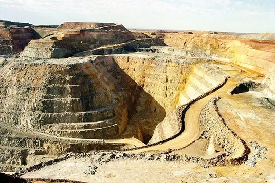 نیاز حیاتی معادن به ارز و برق/ تحقق رشد ۱۳ درصدی معدن سرمایه&zwnj; می&zwnj;خواهد