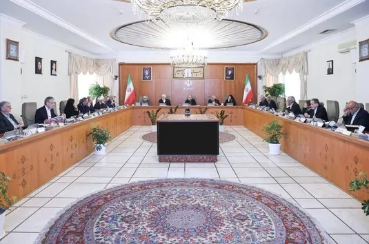 عارف: منابع سوخت نیروگاه&zwnj;ها ساماندهی می&zwnj;شود/توسعه معاملات برق در بورس انرژی