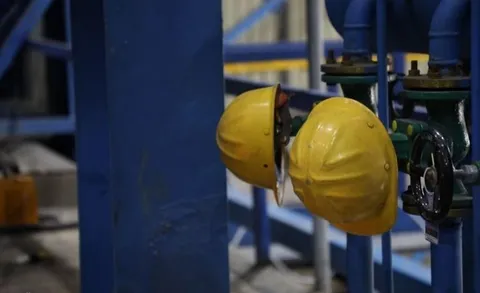 آمارهای اقتصادی دی‌ماه ۱۴۰۴؛ رشد منفی ۰.۴ درصدی تولید ناخالص داخلی / رشد بدون نفت منفی ۰.۶ درصد