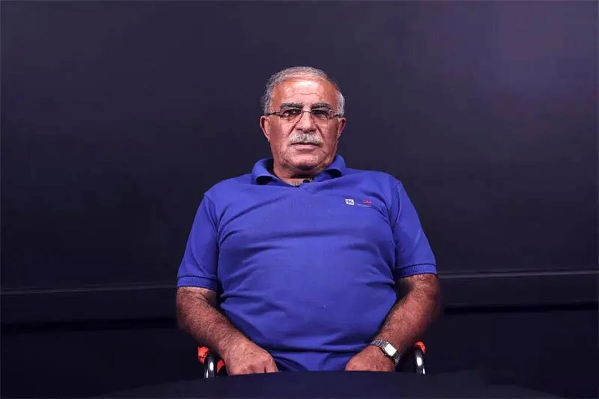 دلال‌ها همه‌کاره استقلال شده‌اند!