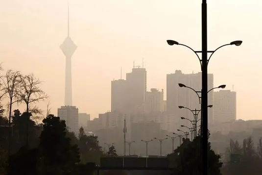 شاخص آلودگی هوای استان تهران امروز جمعه ۵ دی ۱۴۰۴