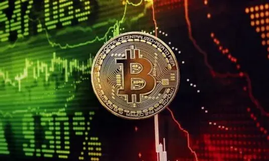 سقوط قیمت بیت کوین / آخرین وضعیت بازار رمزارزها در جهان