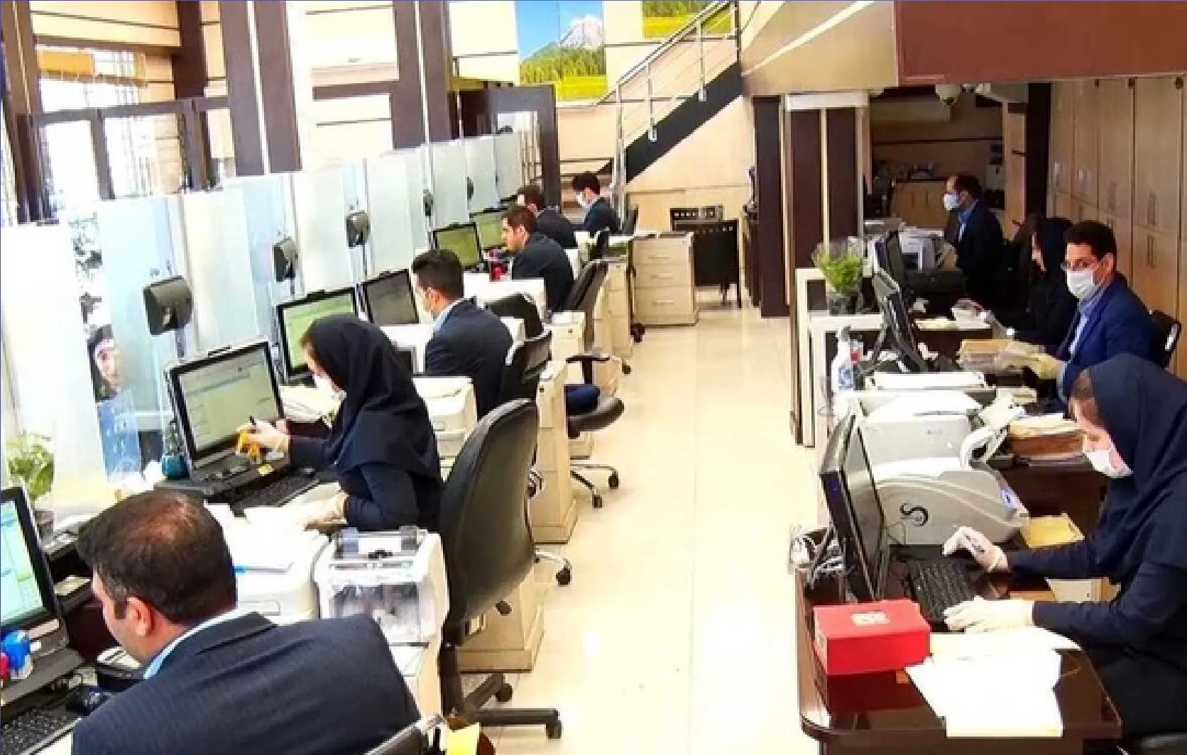 پایان امید تبدیل وضعیت نیرو‌های شرکتی؟ حقوق و بیمه مستقیم جایگزین شد؛ جزئیات تصمیم جدید دولت