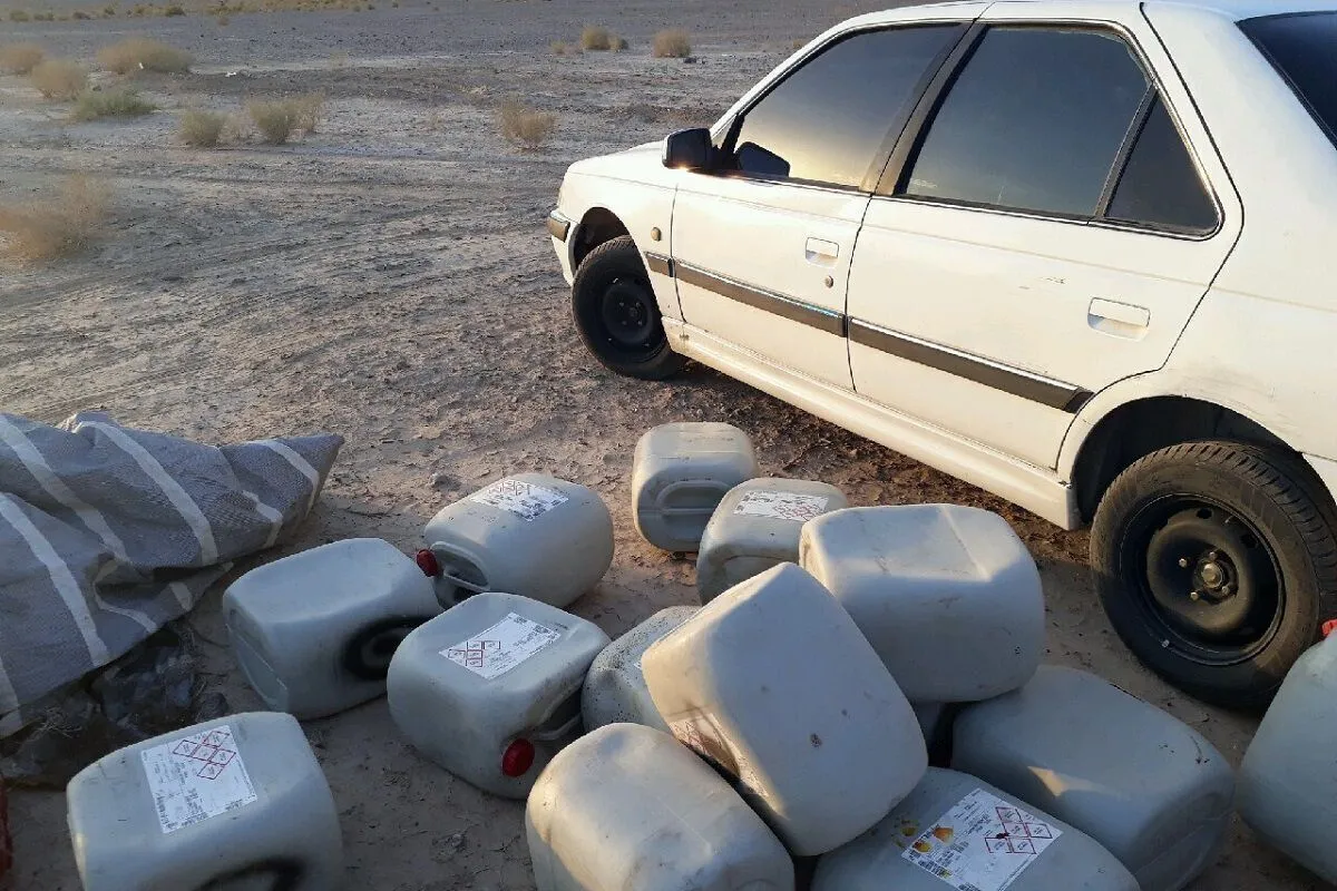 دستگیری ۸۱۵ قاچاقچی سوخت و توقیف ۱۷ هزار خودرو